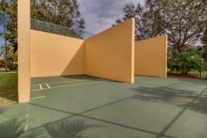 SEMINOLE GARDENS AT WOODBINE - Residential