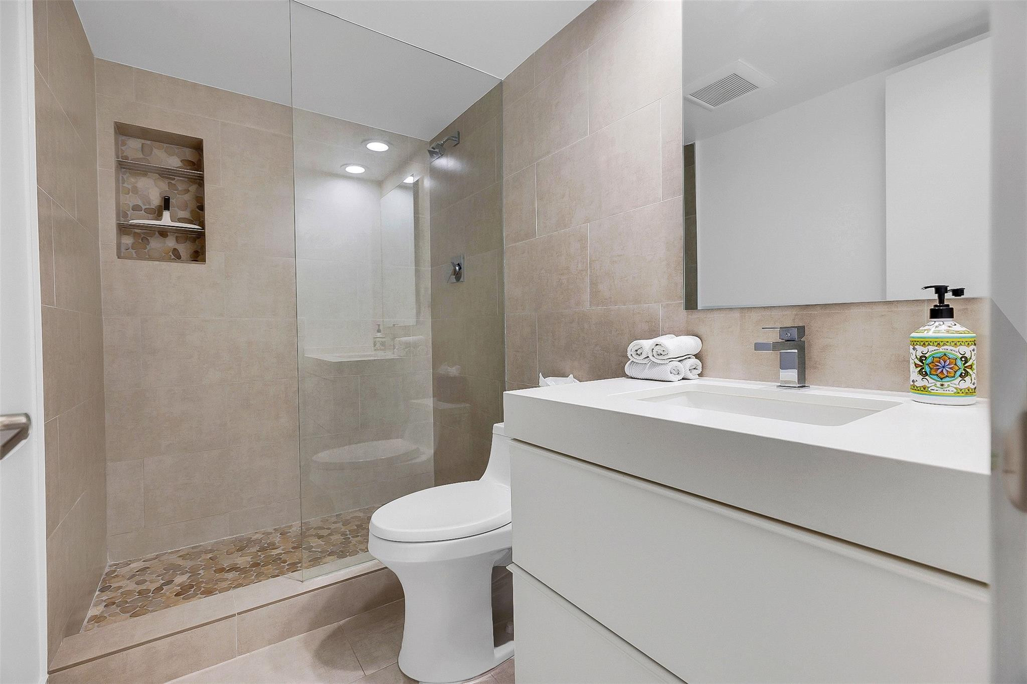 No 74 Palm-Aire Country C - Residential Lease