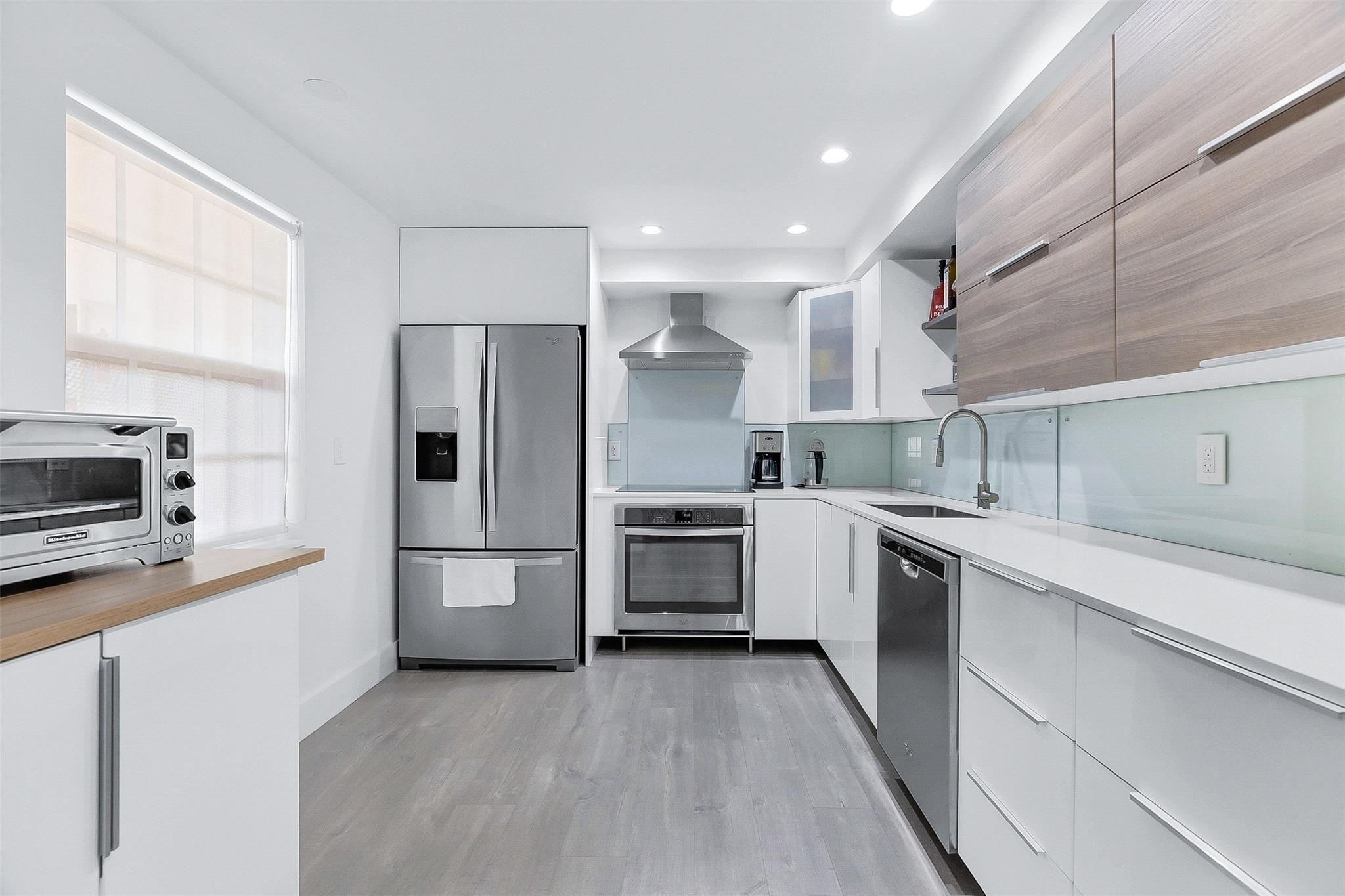 No 74 Palm-Aire Country C - Residential Lease