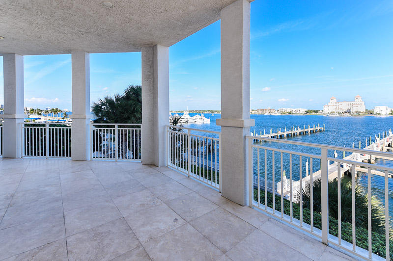 ONE WATERMARK PLACE OF TH - Residential