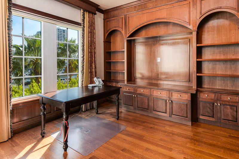 ONE WATERMARK PLACE OF TH - Residential