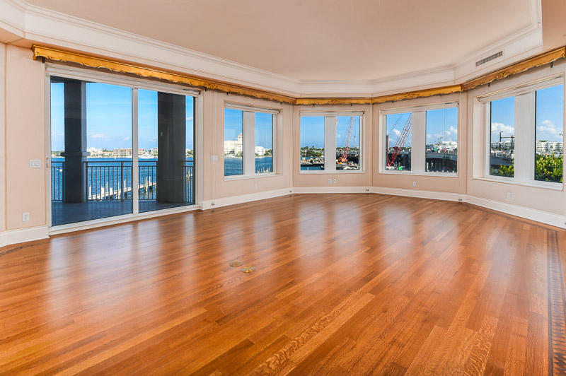 ONE WATERMARK PLACE OF TH - Residential