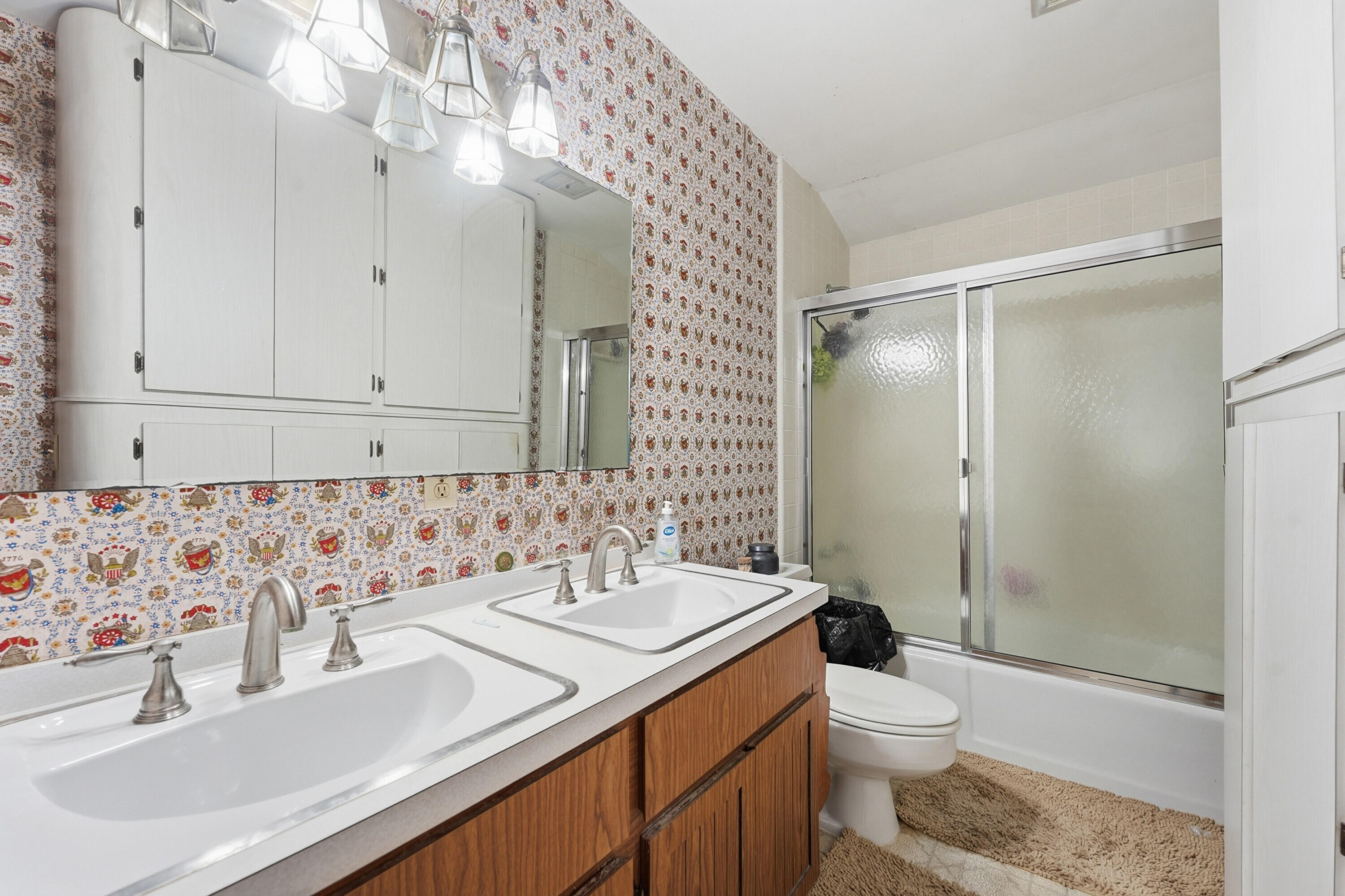 S/D OF 12-45-42, SE 1/4 IN - Residential