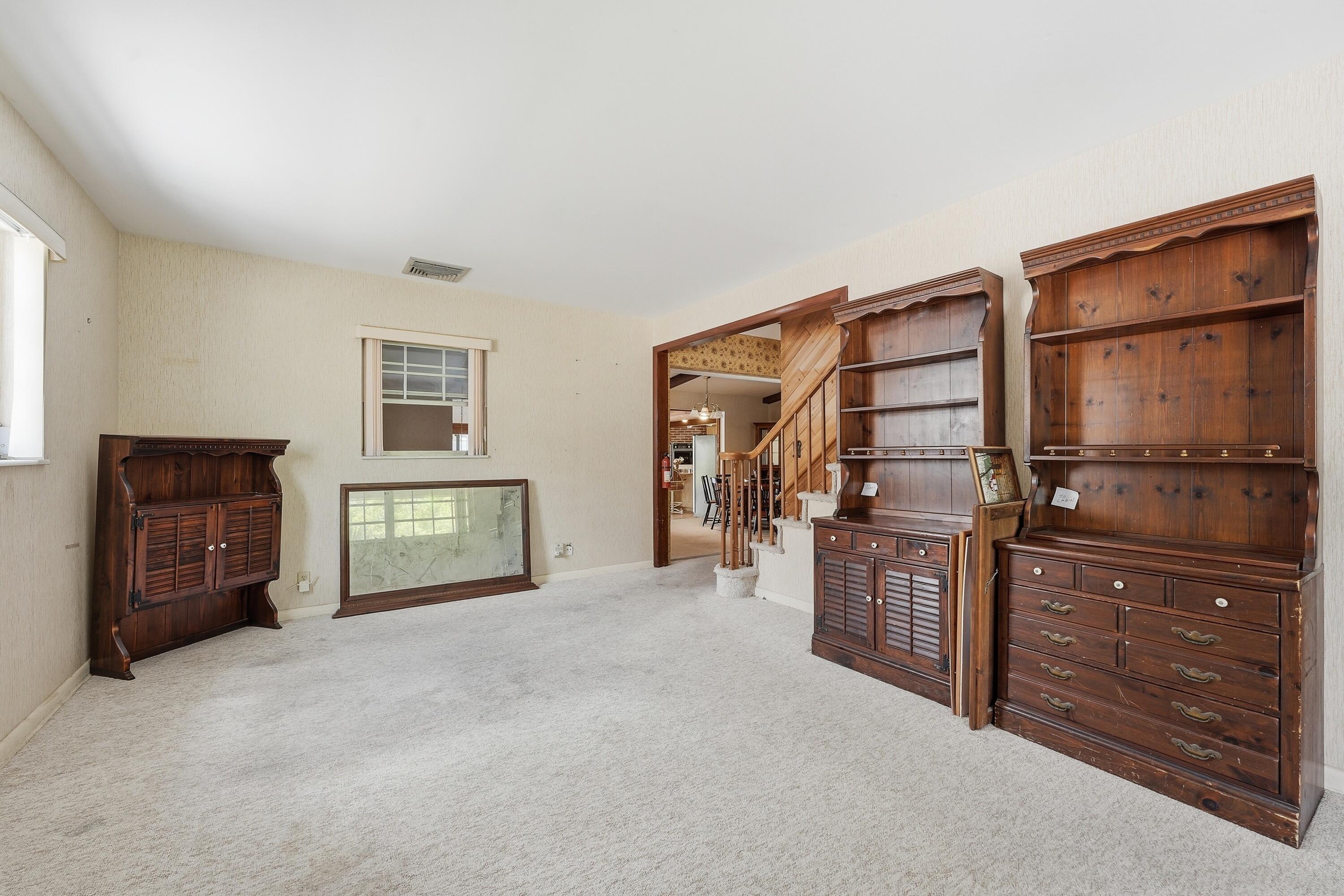 S/D OF 12-45-42, SE 1/4 IN - Residential
