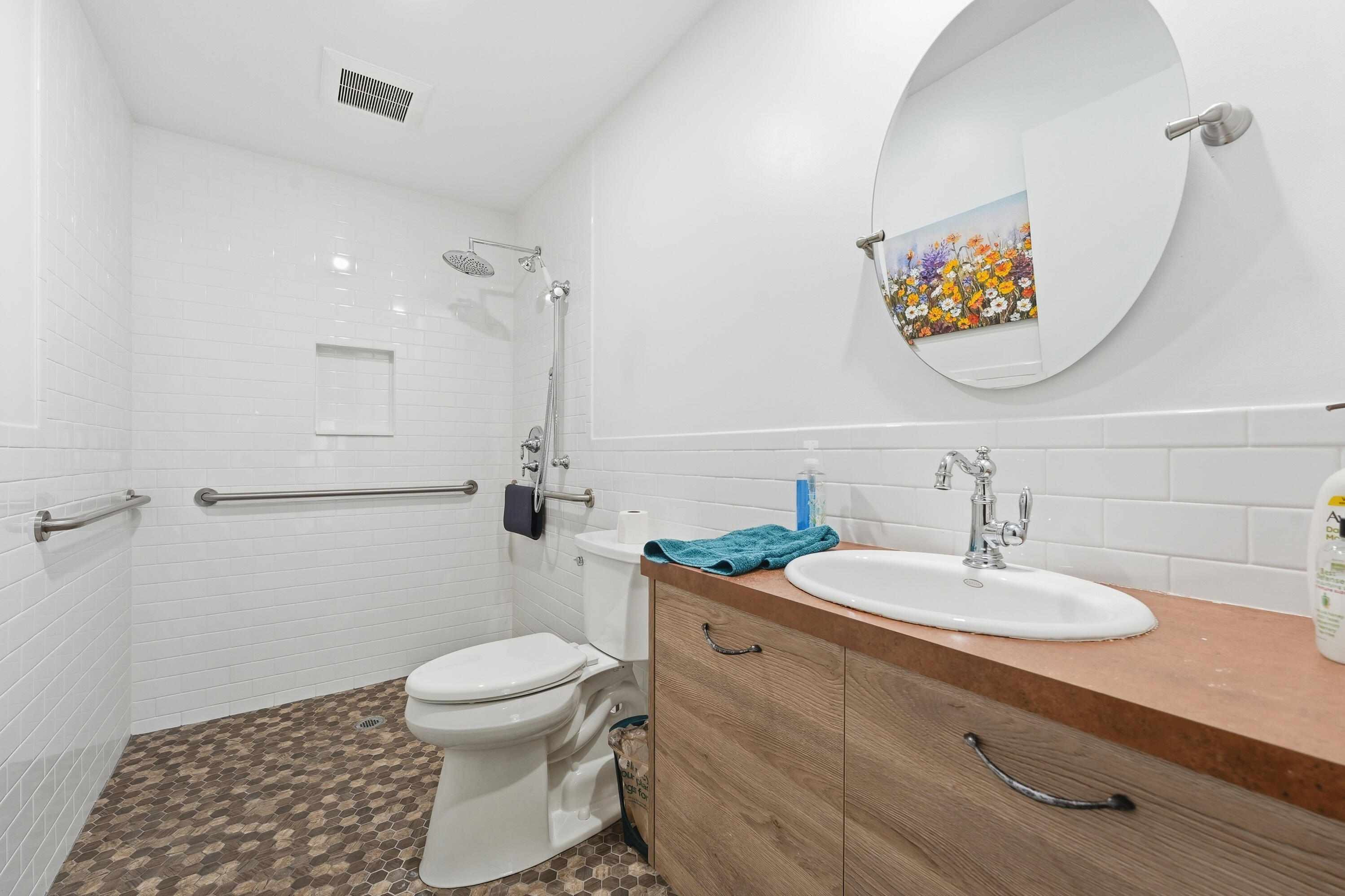 S/D OF 12-45-42, SE 1/4 IN - Residential
