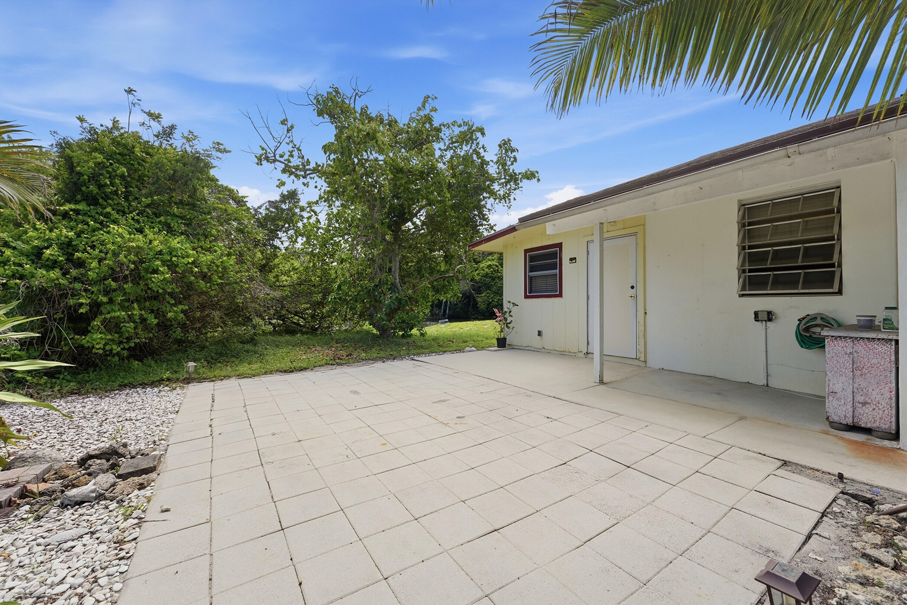 S/D OF 12-45-42, SE 1/4 IN - Residential