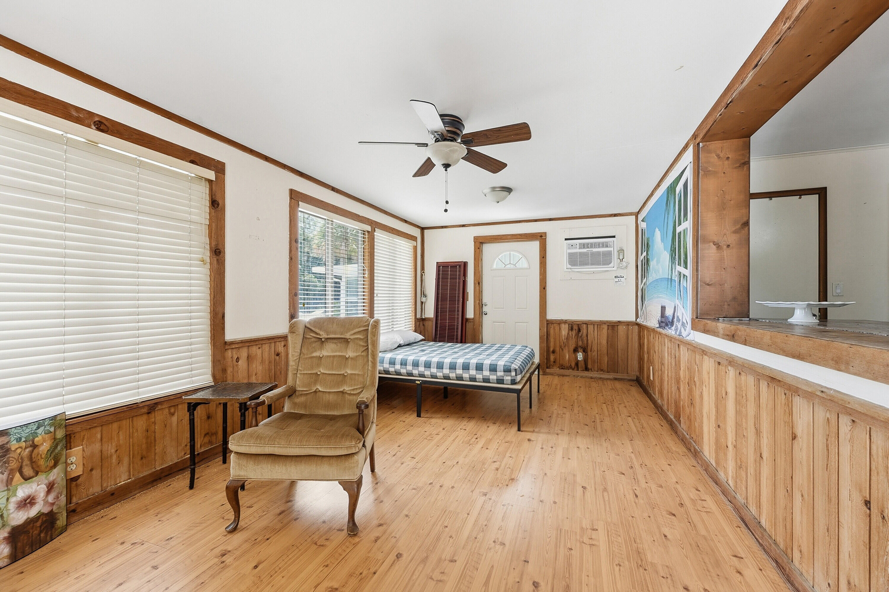 S/D OF 12-45-42, SE 1/4 IN - Residential