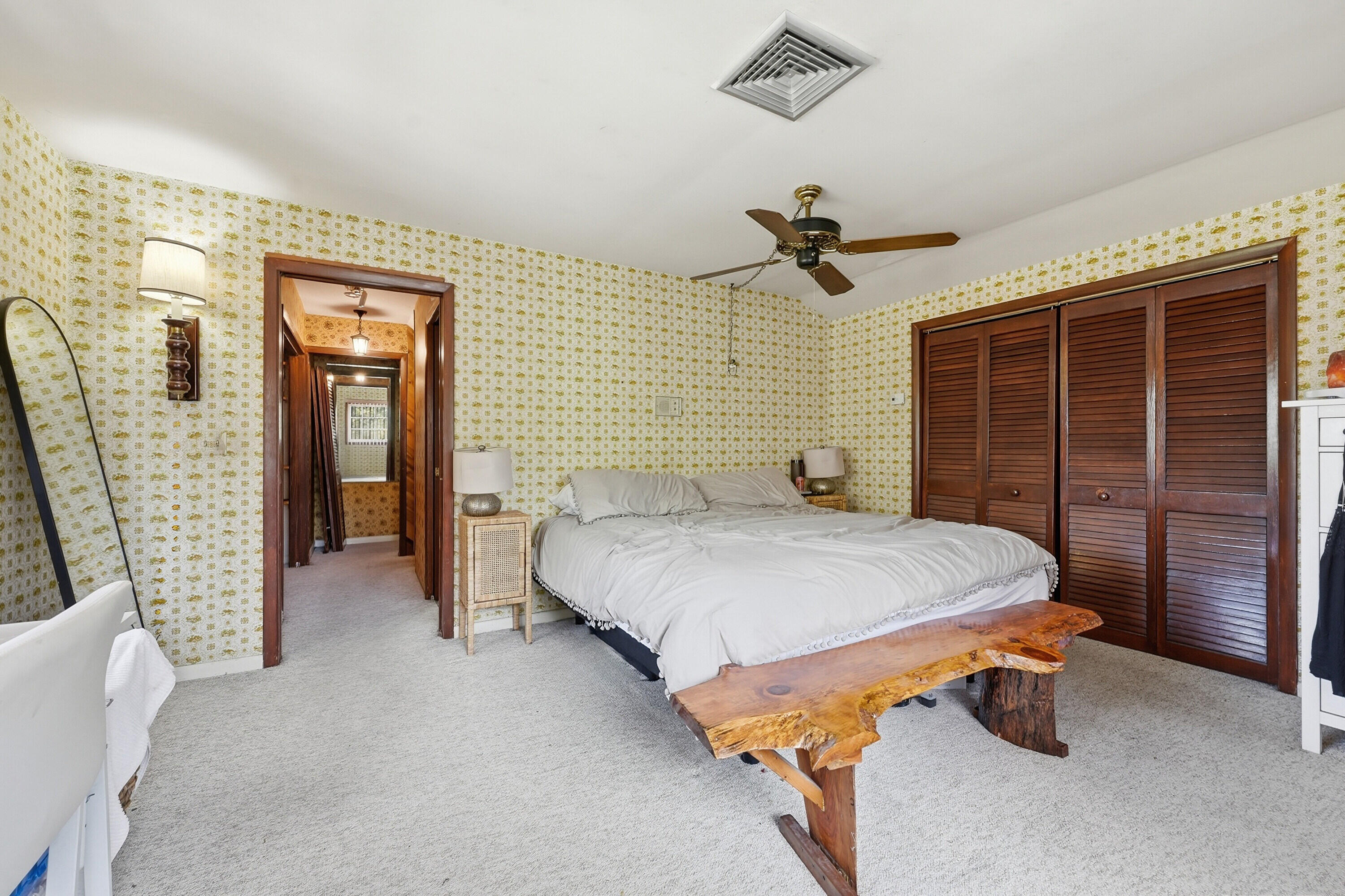 S/D OF 12-45-42, SE 1/4 IN - Residential