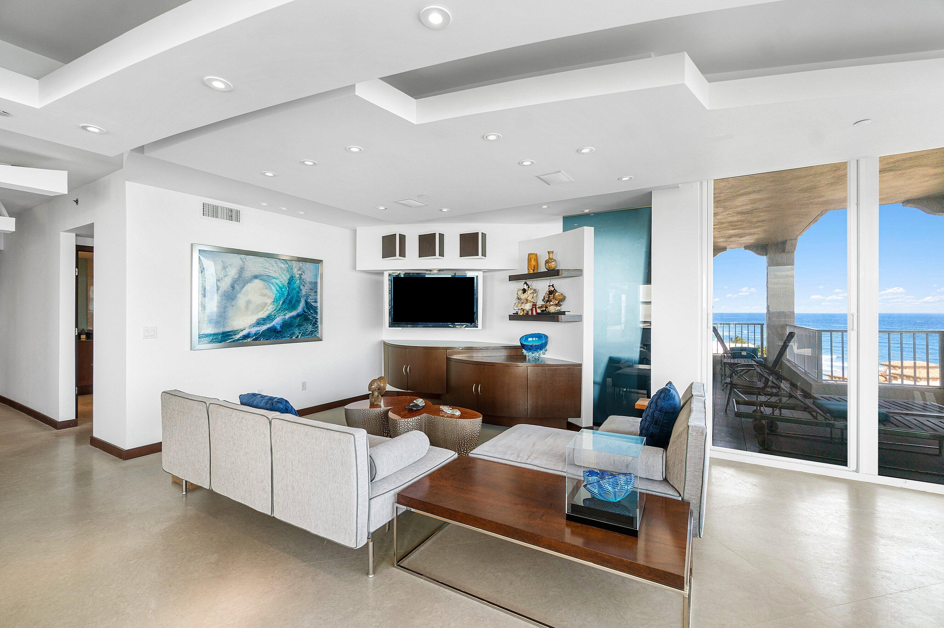 TOSCANA SOUTH CONDO - Residential