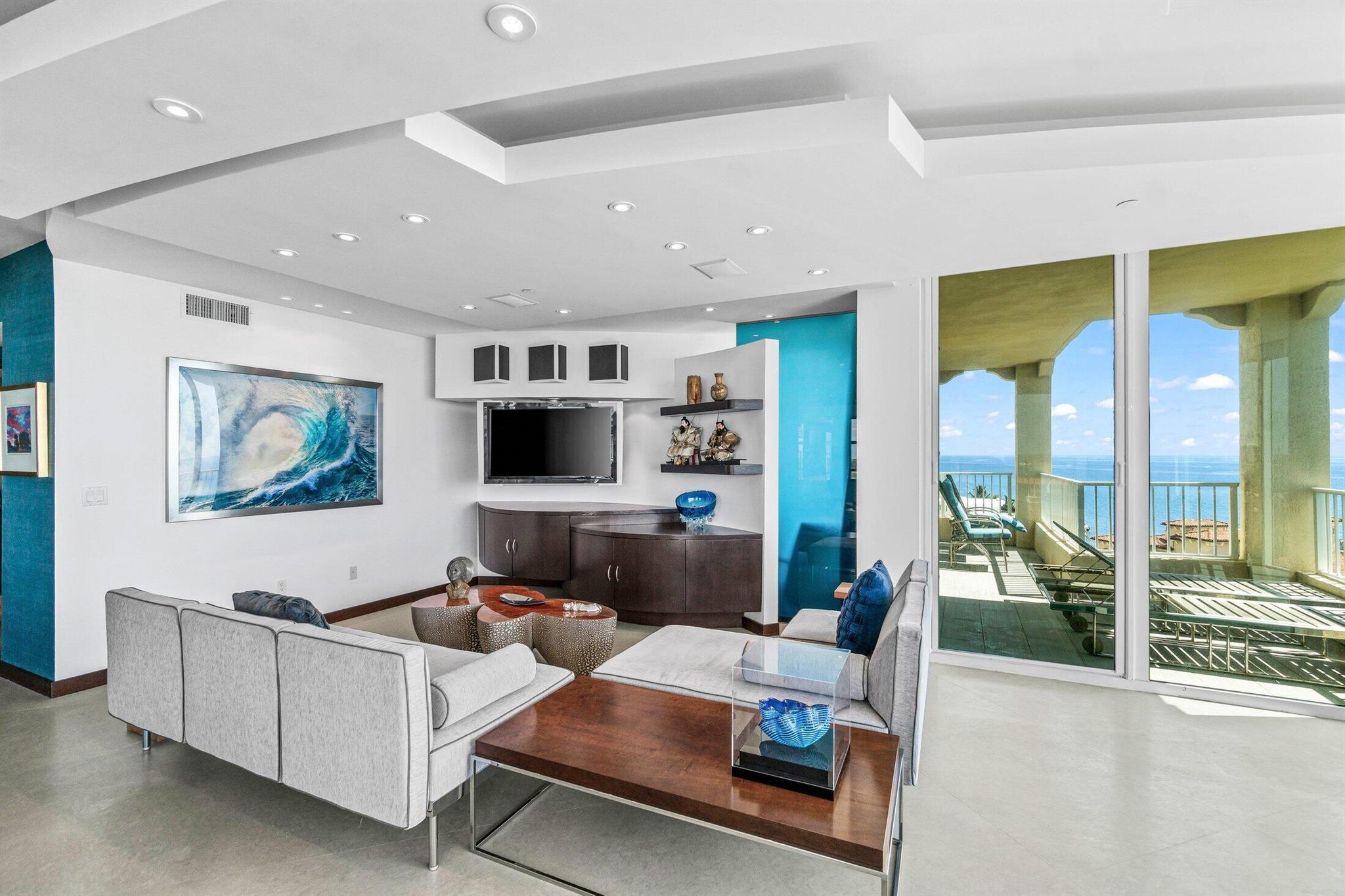 TOSCANA SOUTH CONDO - Residential