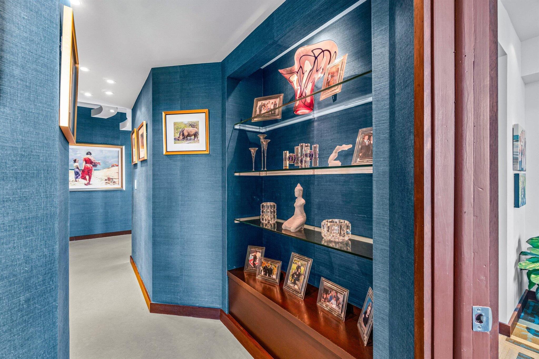 TOSCANA SOUTH CONDO - Residential