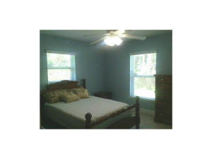 LAKEWOOD PARK UNIT 7 - Residential Lease