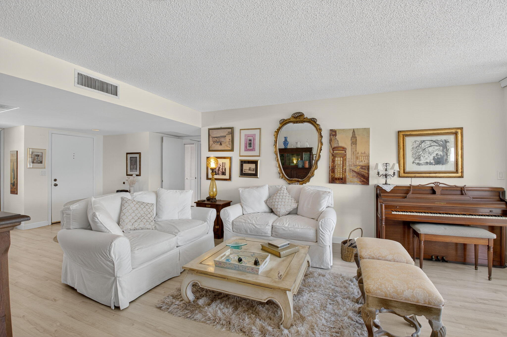 HARBOURSIDE - Residential
