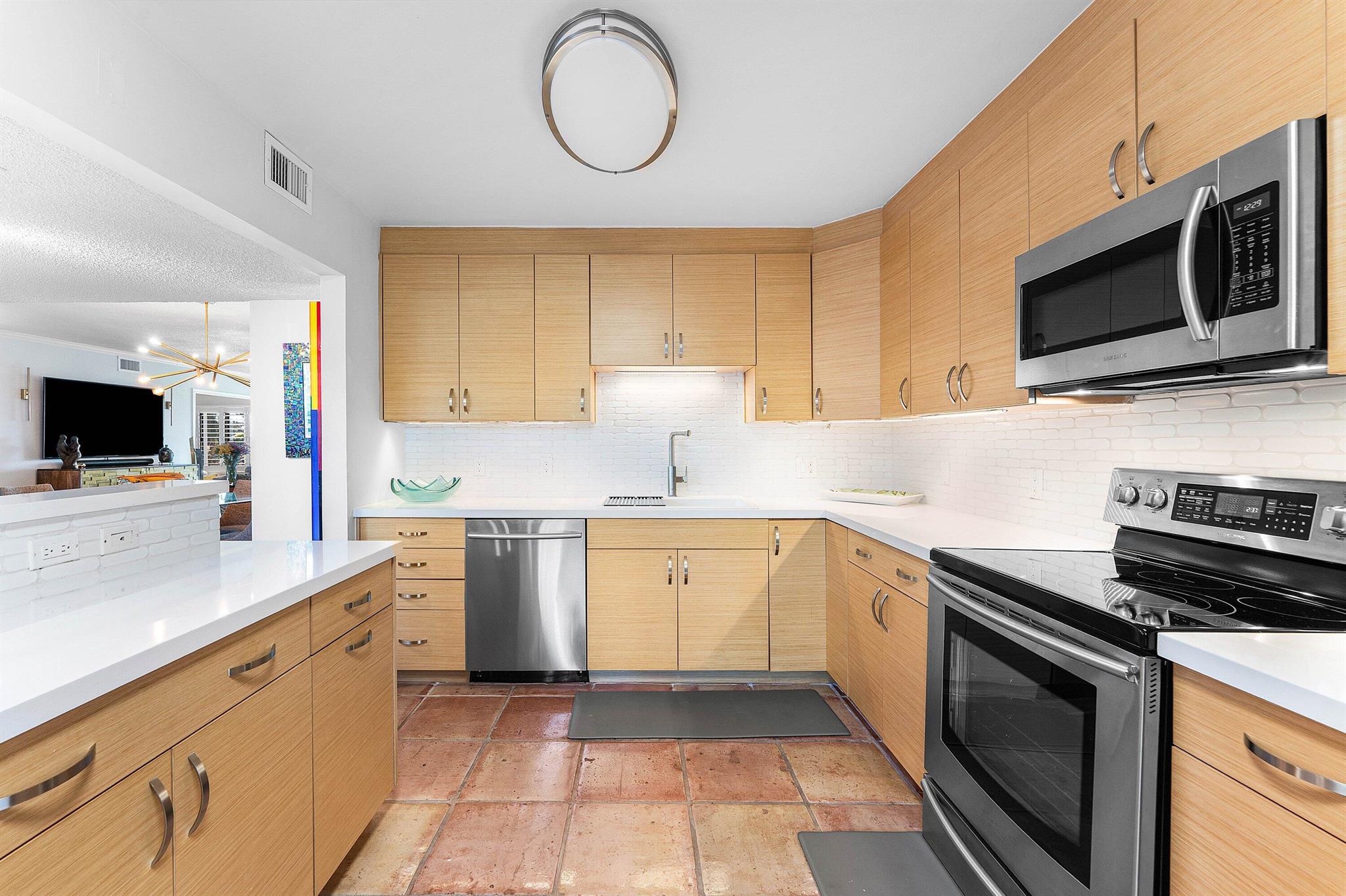 QUAIL RIDGE - Residential