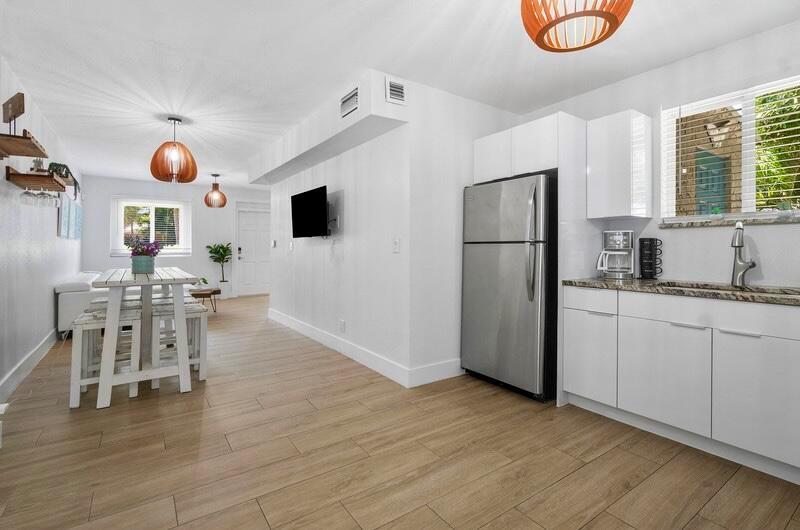 NORTH PALM BCH 1 - Residential Income