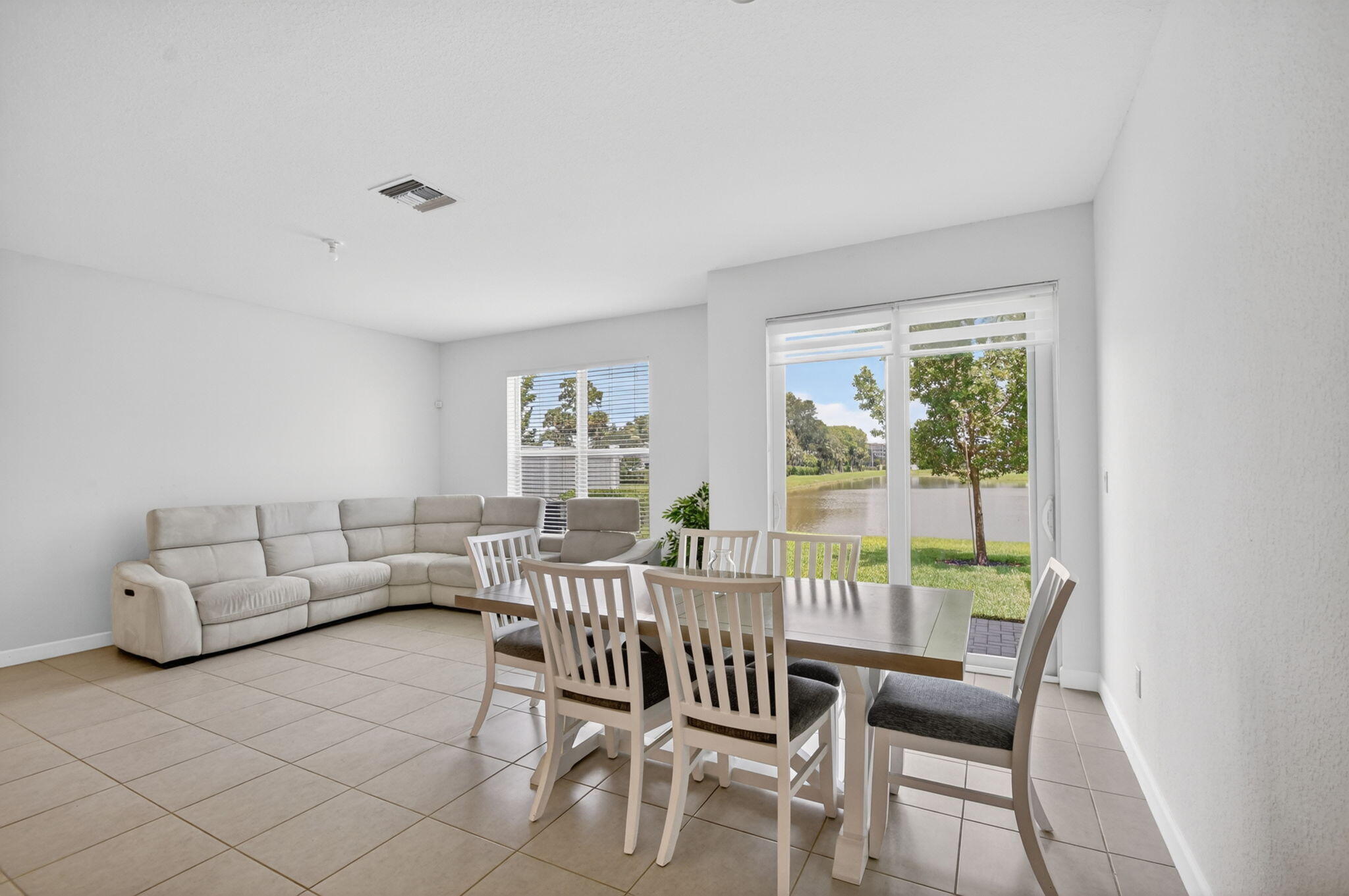 LAKESHORE AT THE FOUNTAINS - Residential