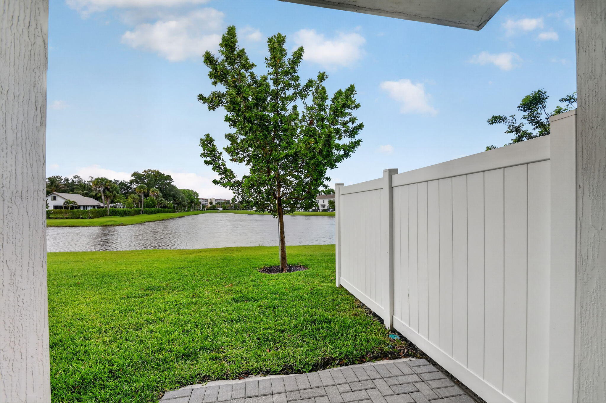 LAKESHORE AT THE FOUNTAINS - Residential