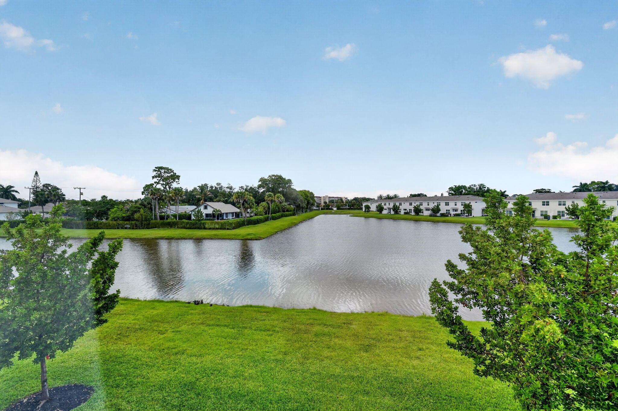 LAKESHORE AT THE FOUNTAINS - Residential