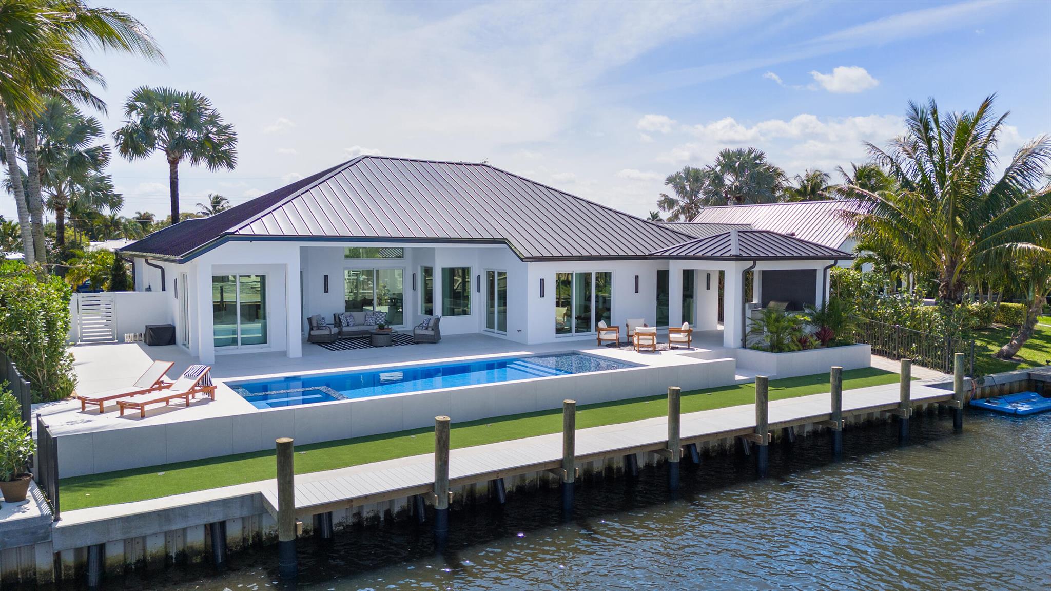 23 Leeward Circle