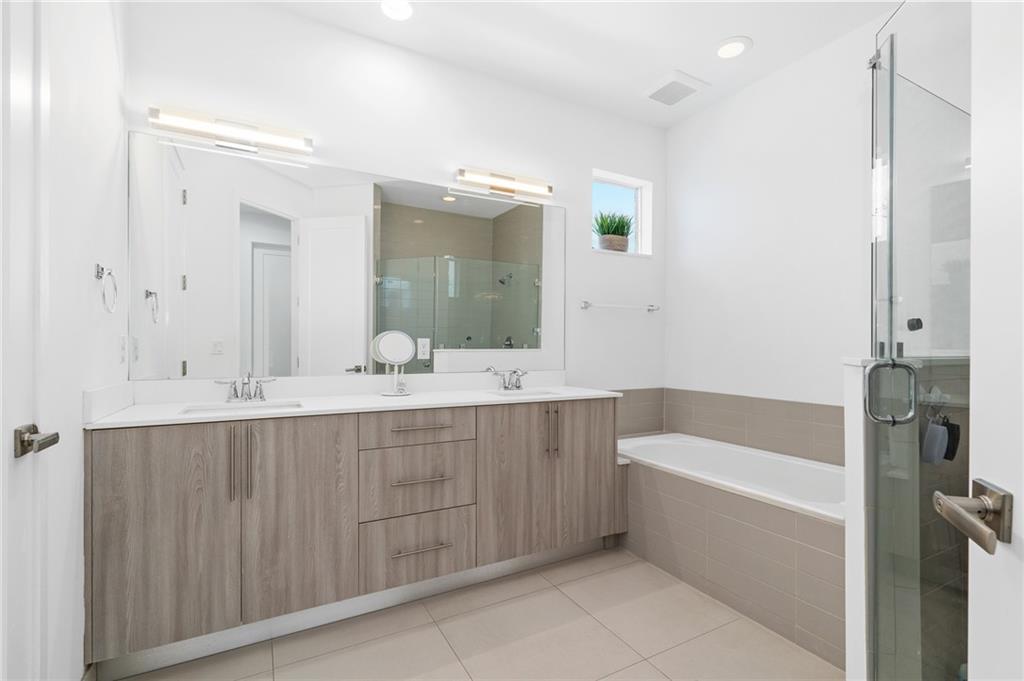 Atlantic East - Residential