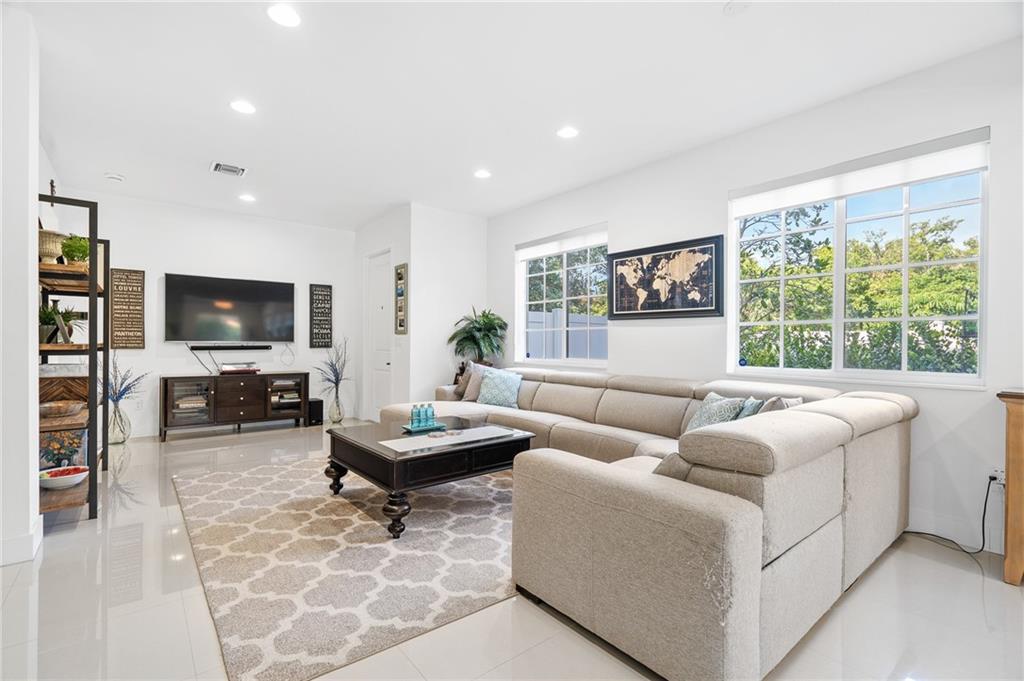 Atlantic East - Residential