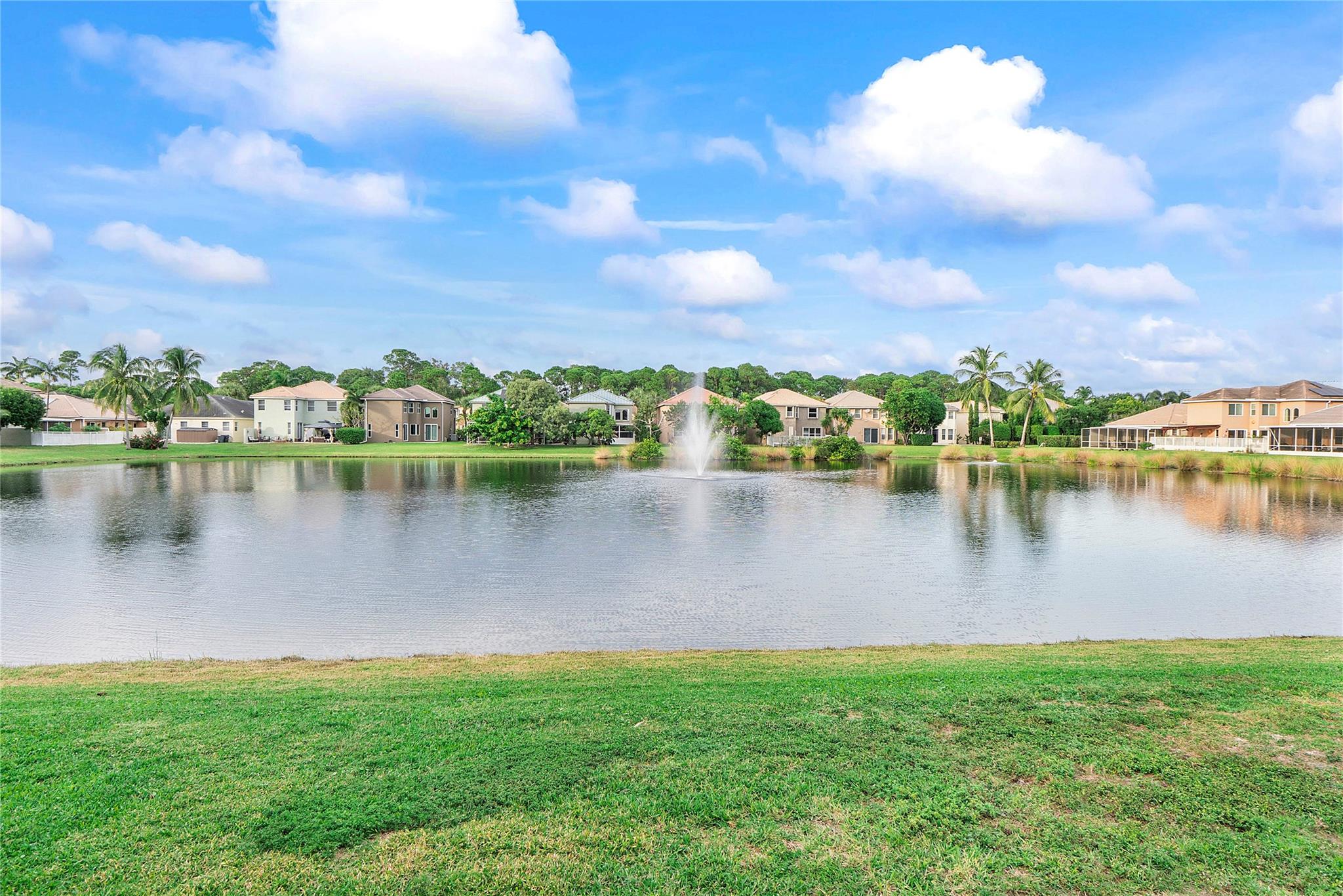 BOYNTON ESTATES 2, The Vi - Residential Lease