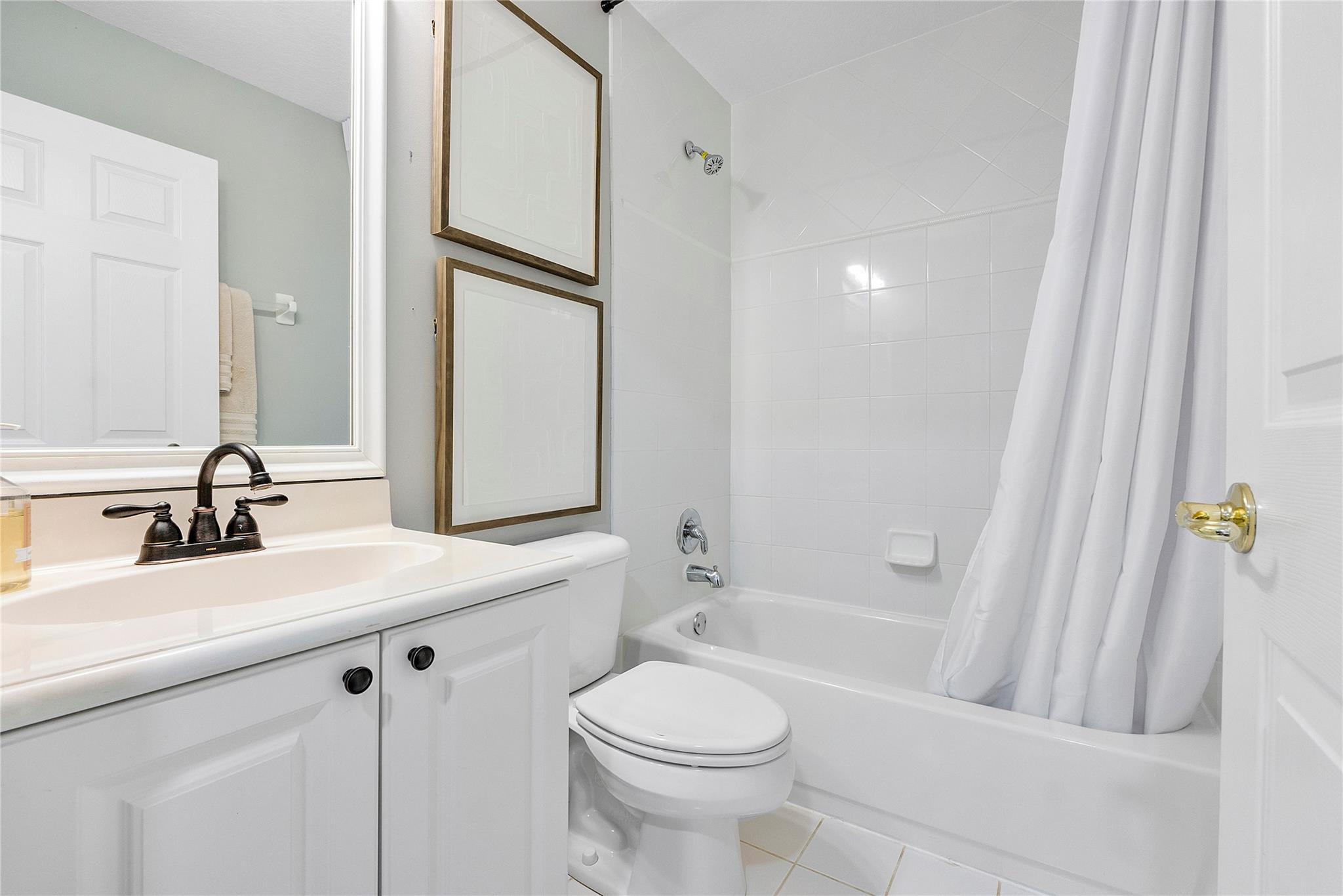 BOYNTON ESTATES 2, The Vi - Residential Lease