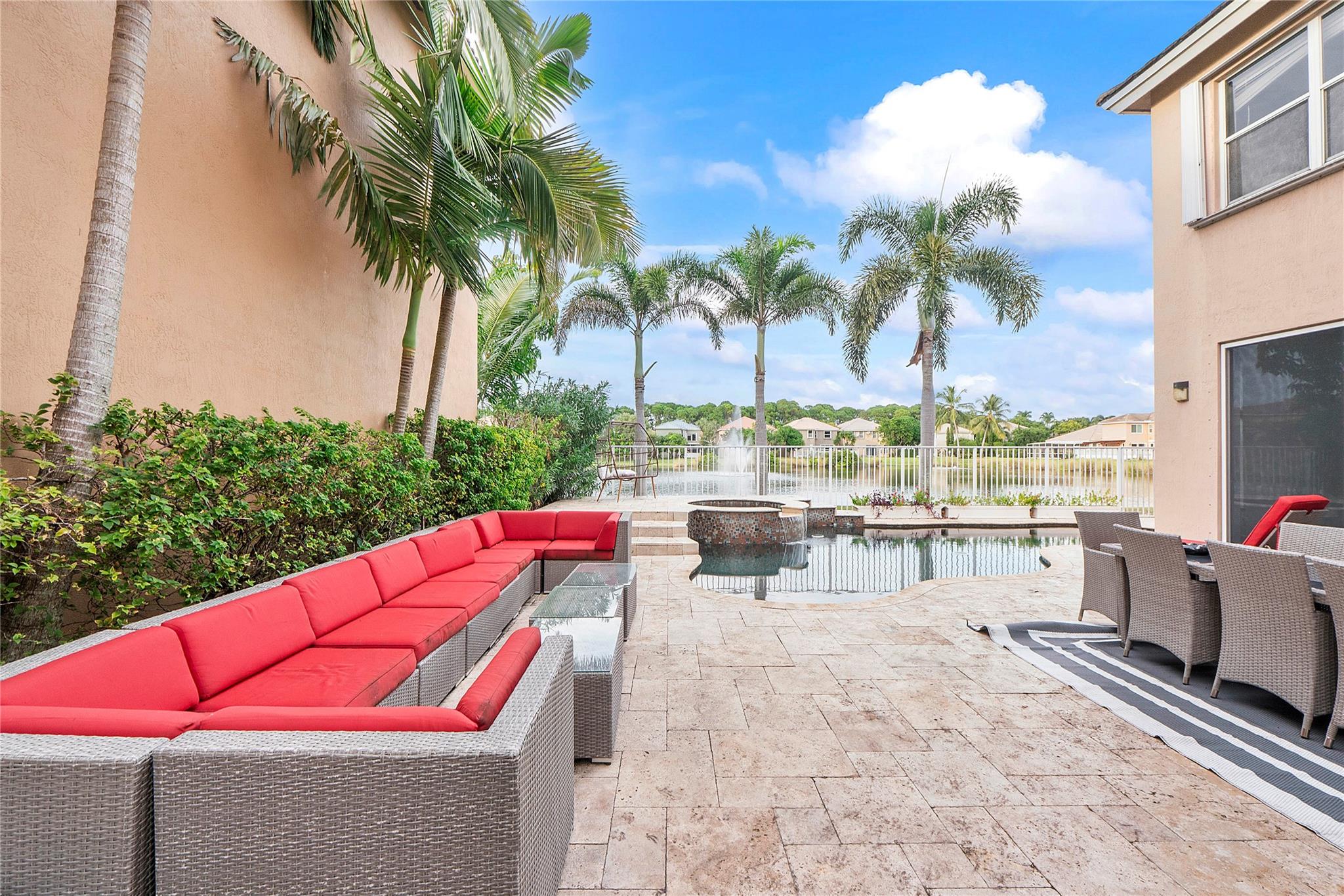 BOYNTON ESTATES 2, The Vi - Residential Lease