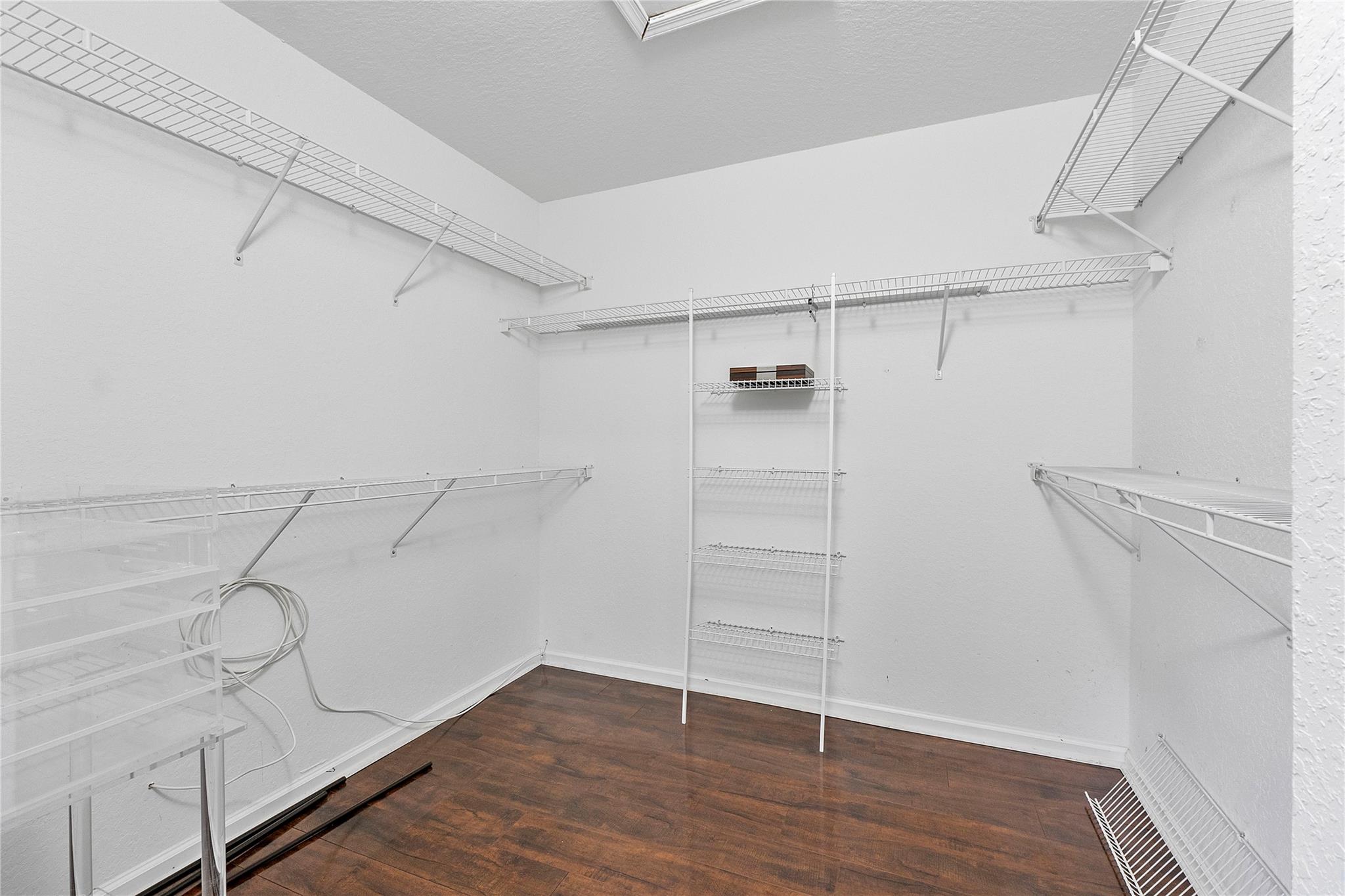 BOYNTON ESTATES 2, The Vi - Residential Lease