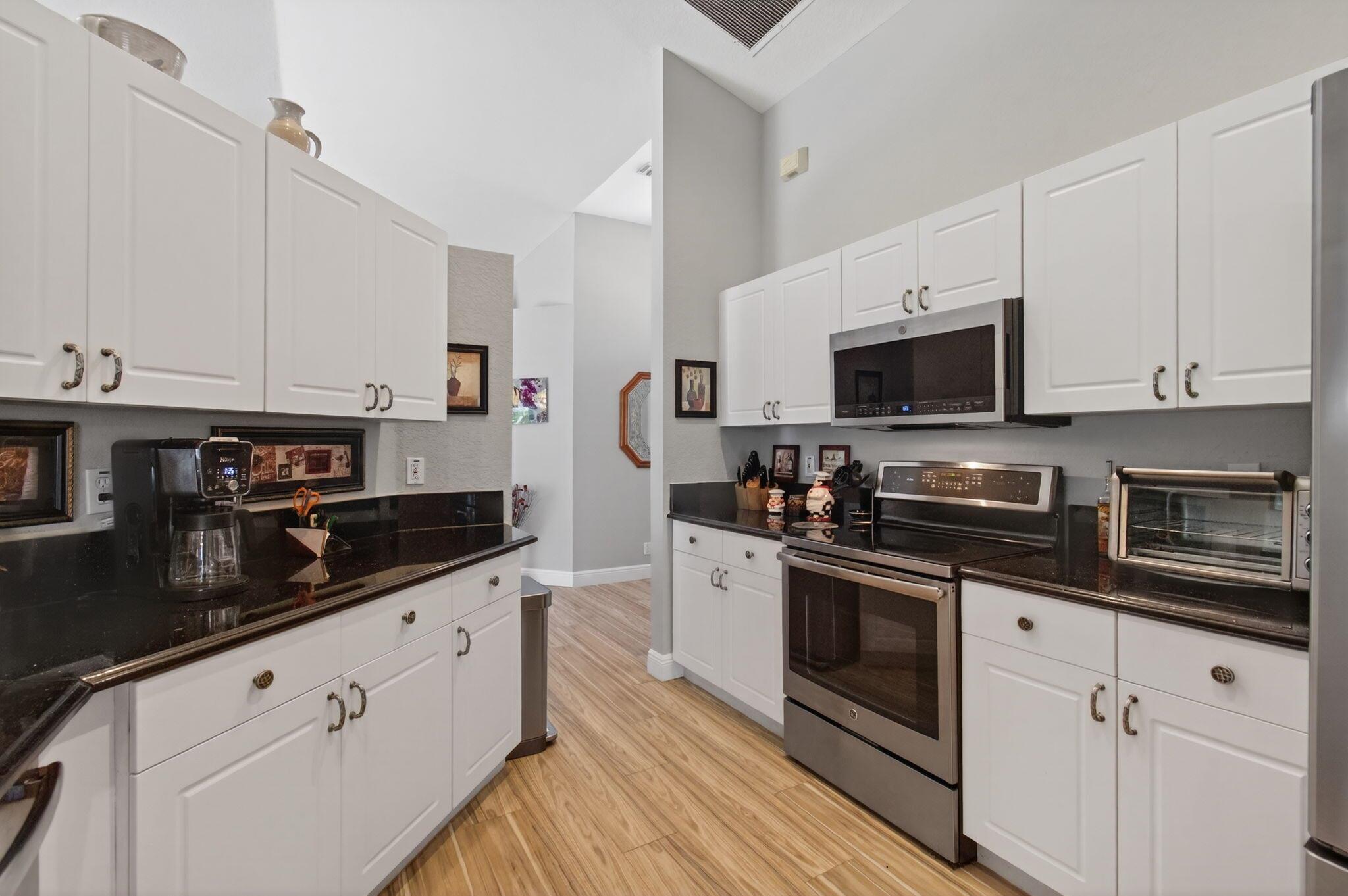 LAKEVIEW ESTATES PH 1 - Residential