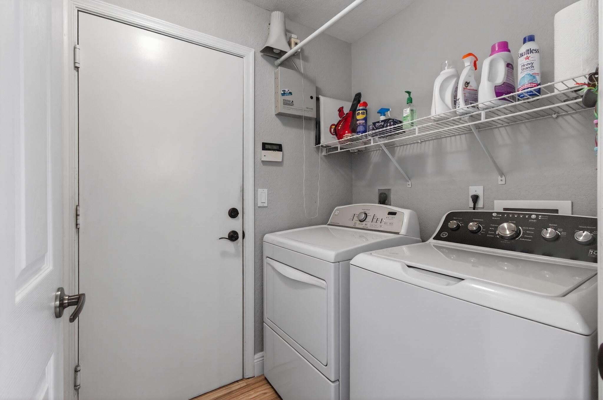 LAKEVIEW ESTATES PH 1 - Residential