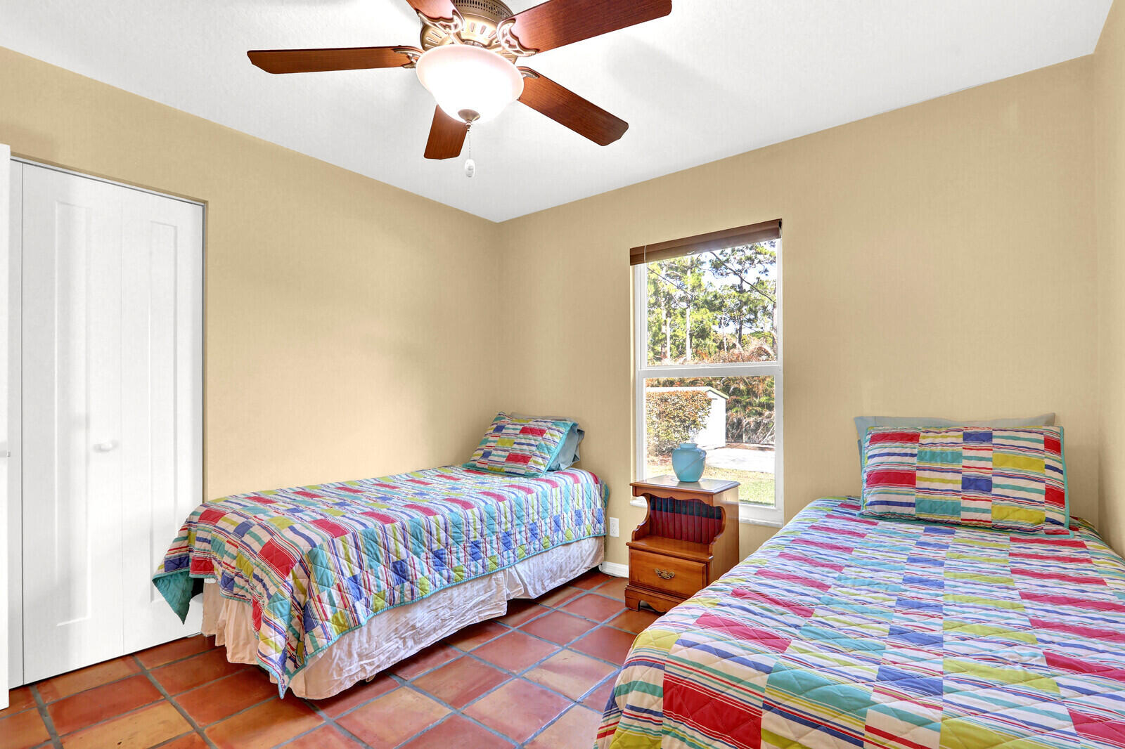 14-43-40~ E 209.6 FT OF W   4636.6 FT OF S 237.9 F - Residential