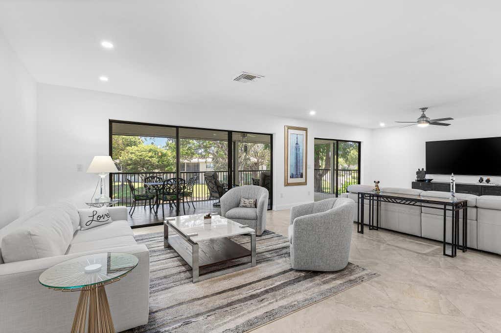 Photo of 36 Westgate Lane #D, Boynton Beach, FL 33436 (MLS # R11117972)