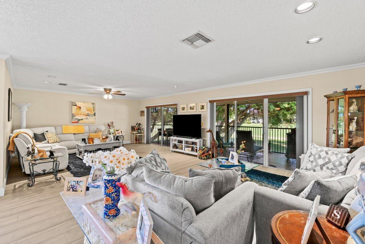 4 Stratford Drive B