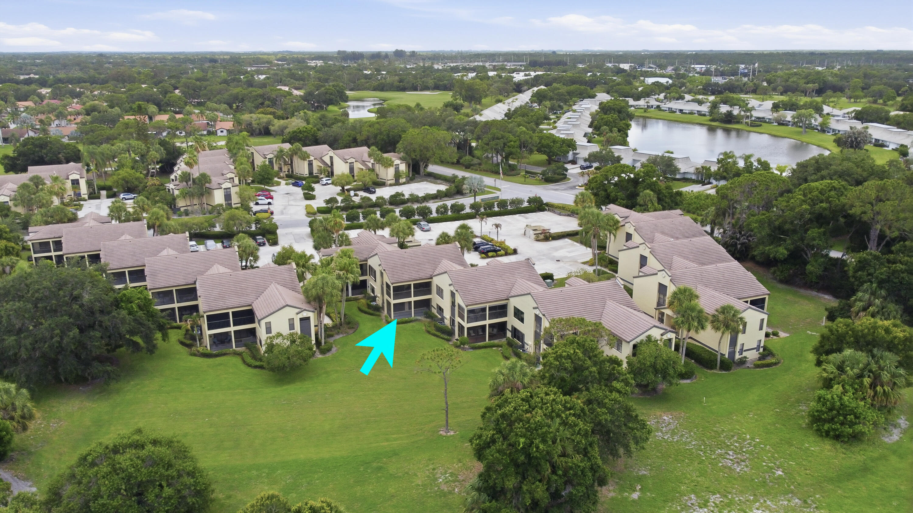CLUBHOUSE COURT CONDO - Residential