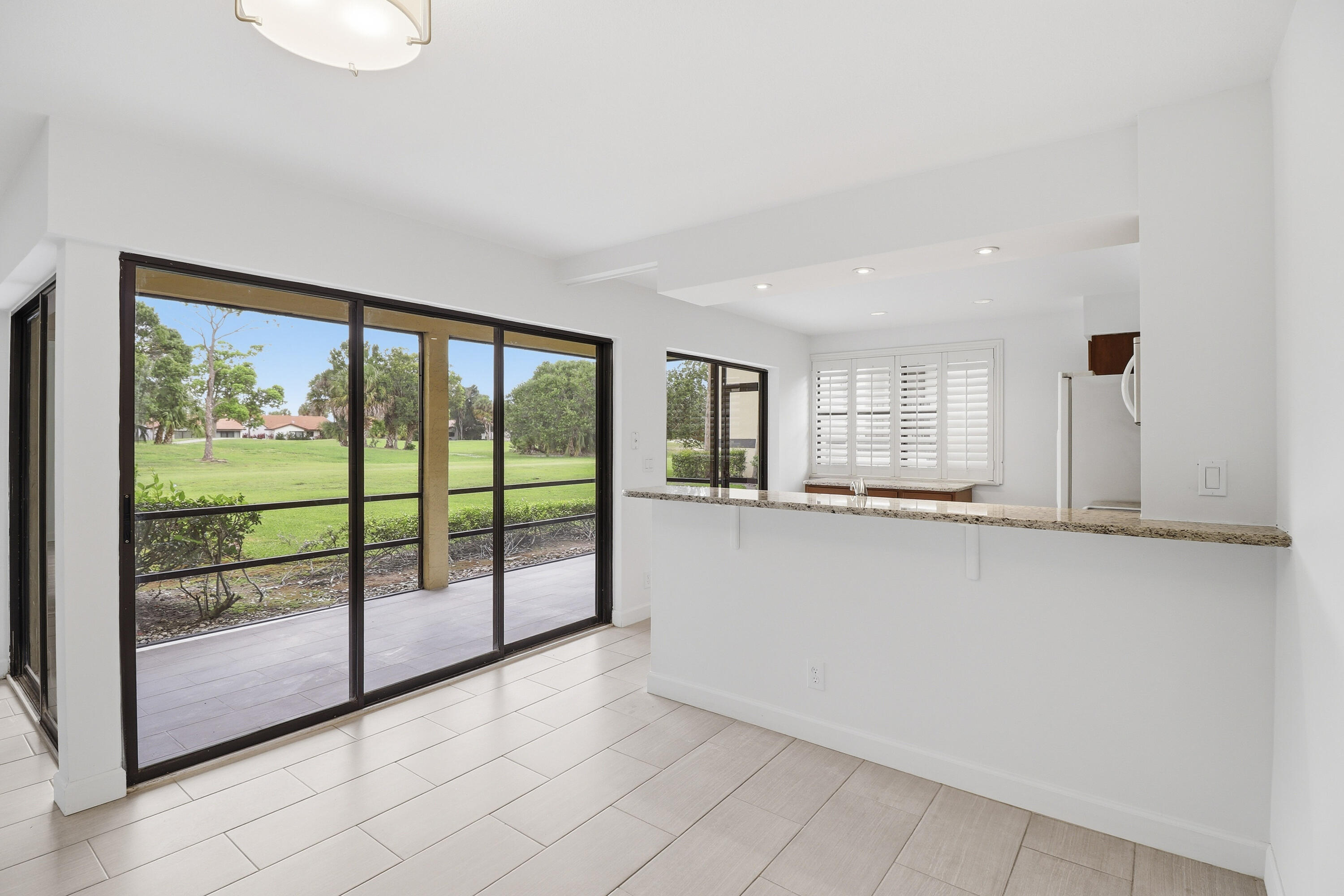 CLUBHOUSE COURT CONDO - Residential