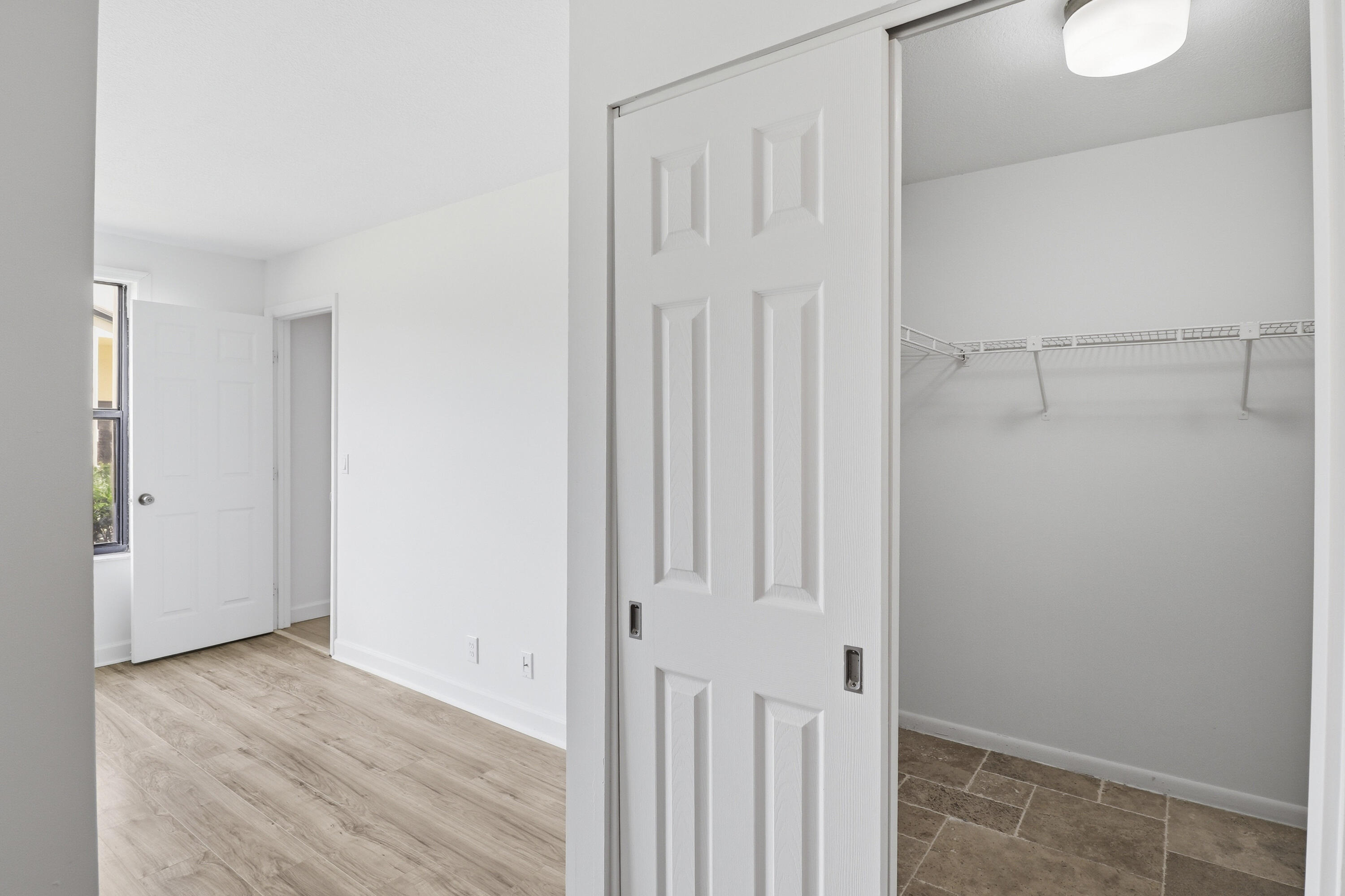 CLUBHOUSE COURT CONDO - Residential