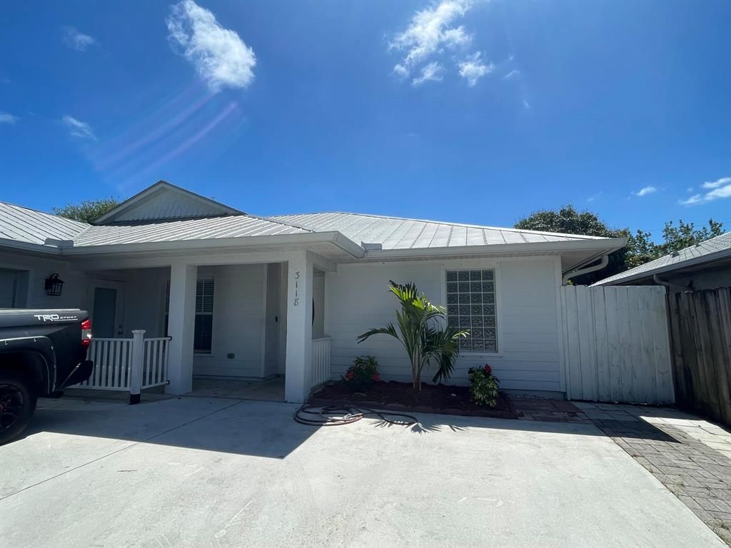 Photo of 3118 SE Salerno Road, Stuart, FL 34997 (MLS # R10877534)