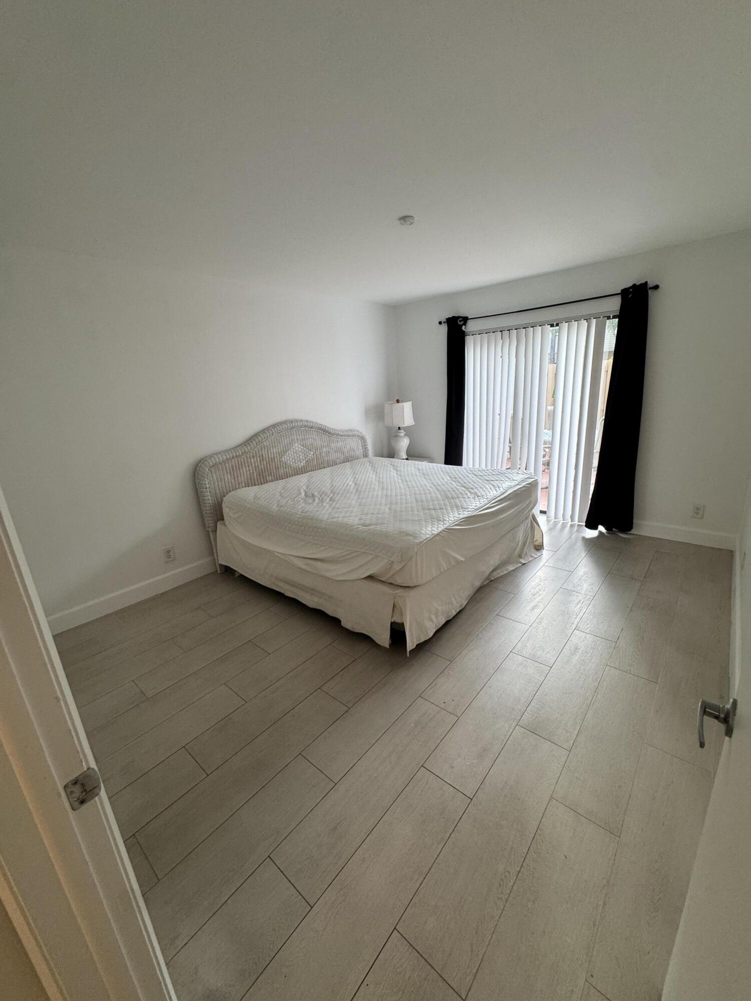 LAKE PLACE CONDO - Residential Lease