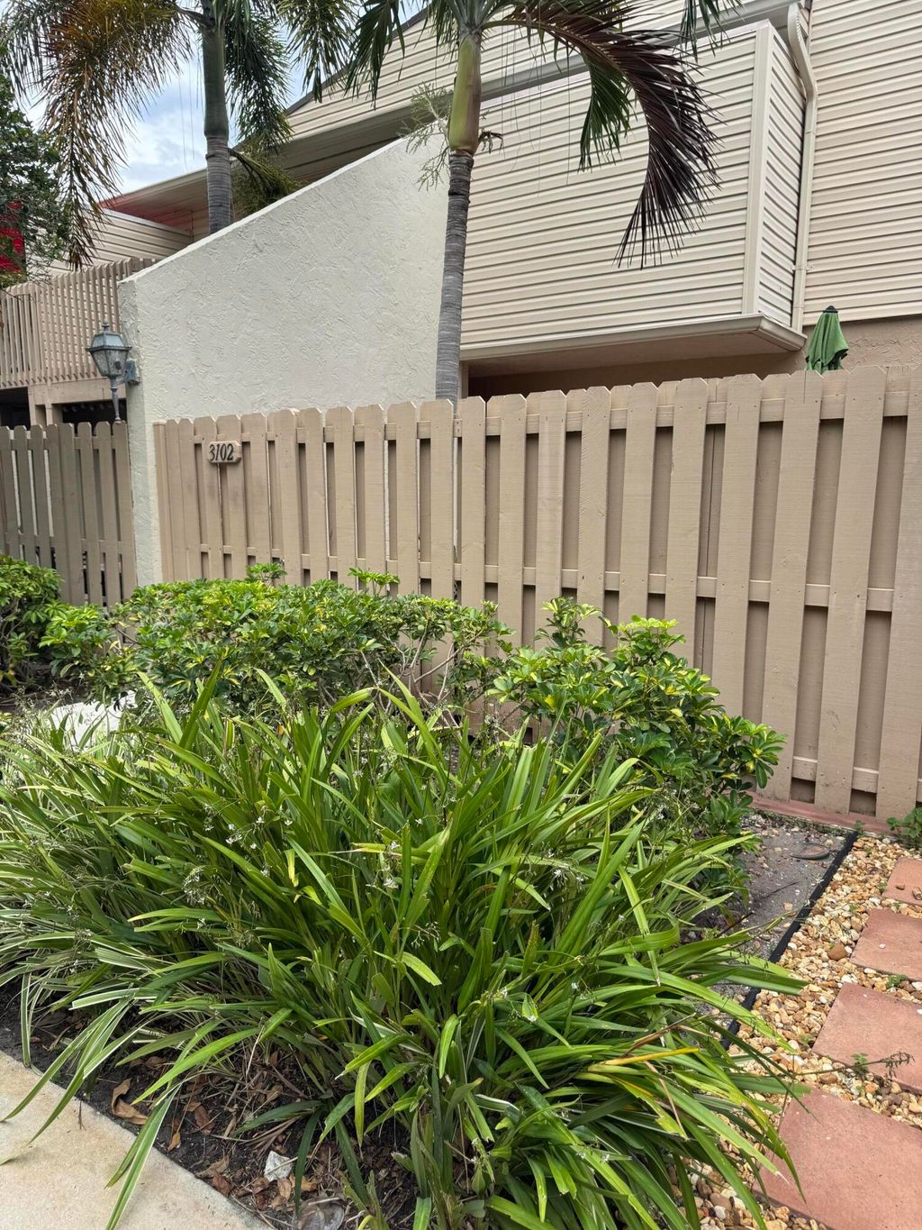 Photo of 612 Executive Center Drive #102, West Palm Beach, FL 33401 (MLS # B26028500)
