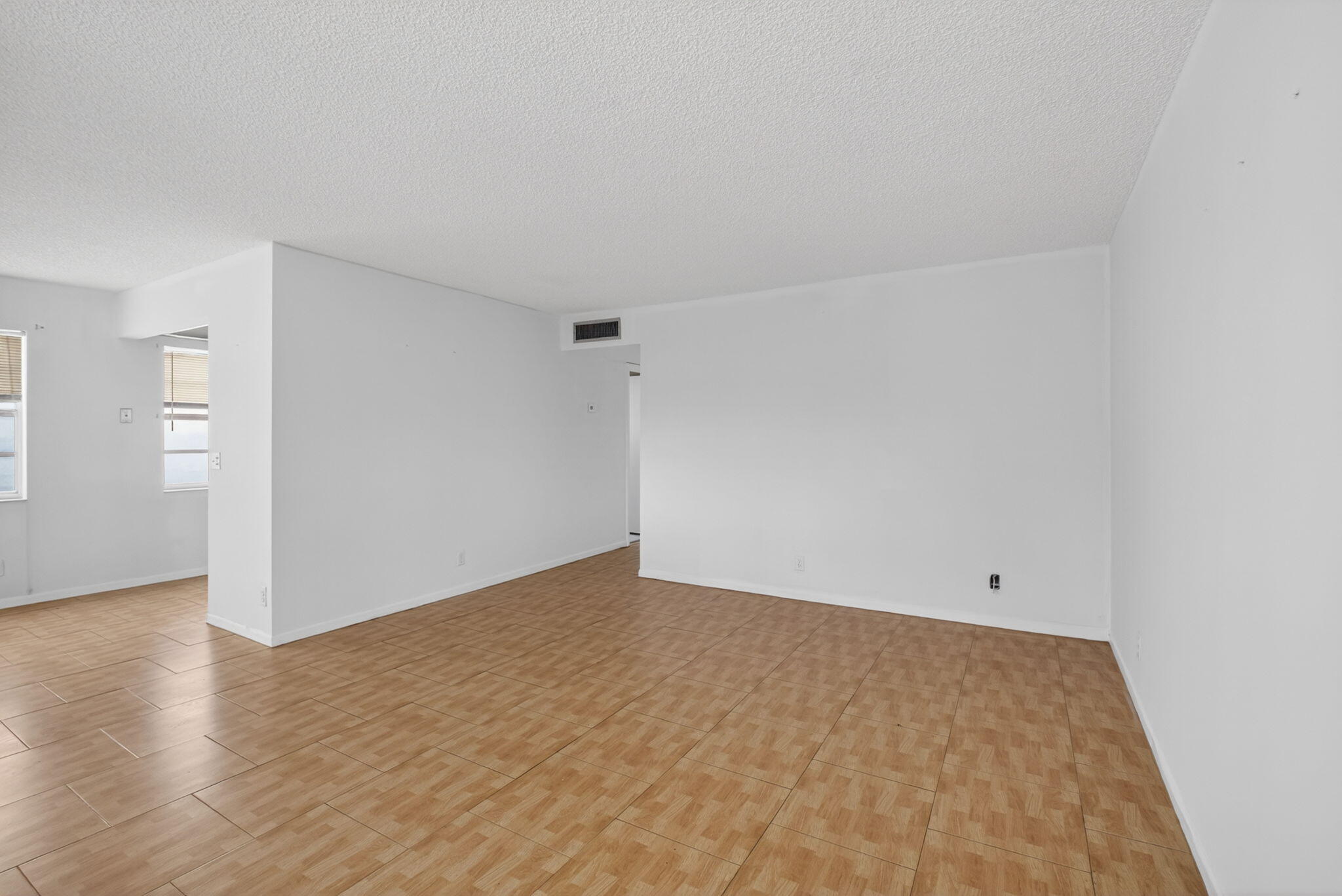 KINGS POINT PIEDMONT CONDOS - Residential