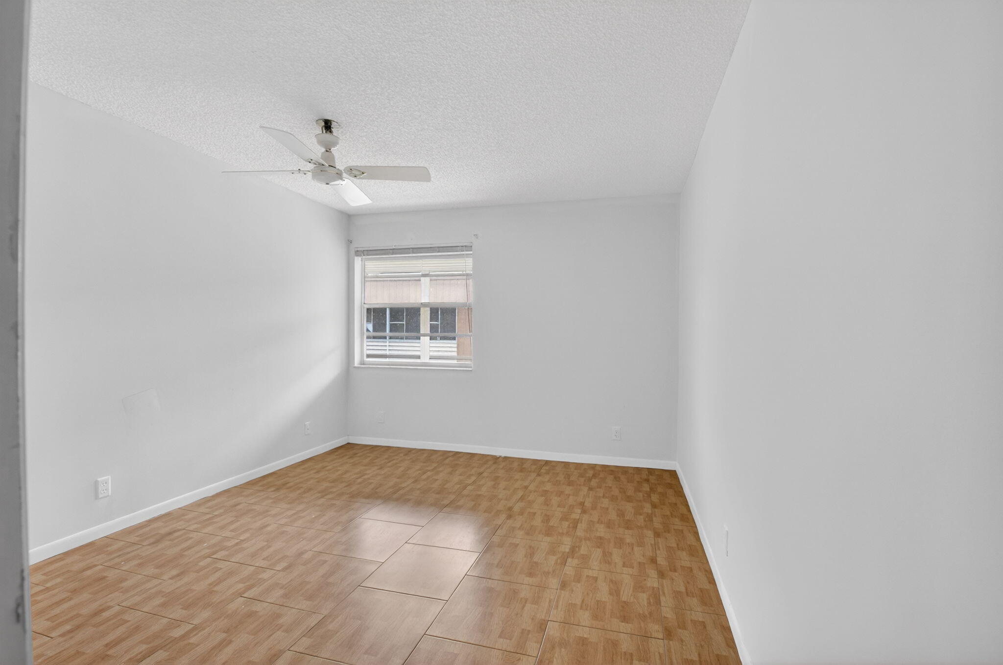 KINGS POINT PIEDMONT CONDOS - Residential