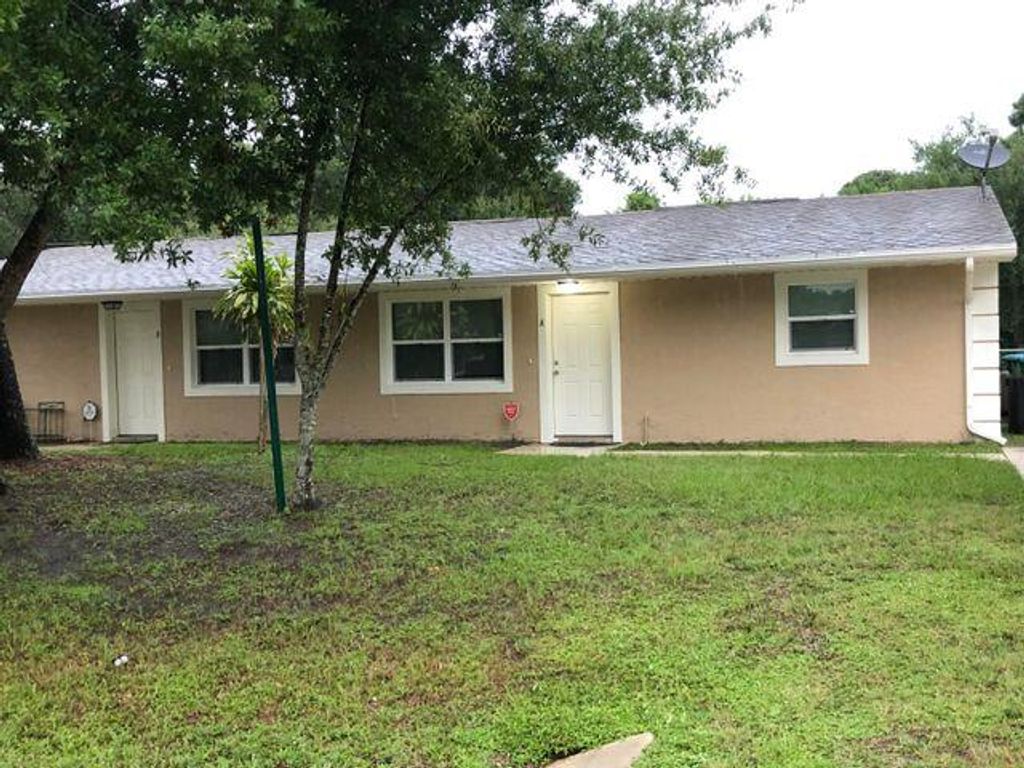 Photo of 6506 Palomar Parkway #A &amp; B, Fort Pierce, FL 34951 (MLS # R10778871)