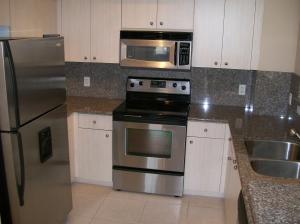 FLAGLER POINTE CONDO - Residential Lease