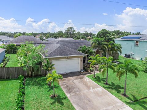 A home in Port St Lucie