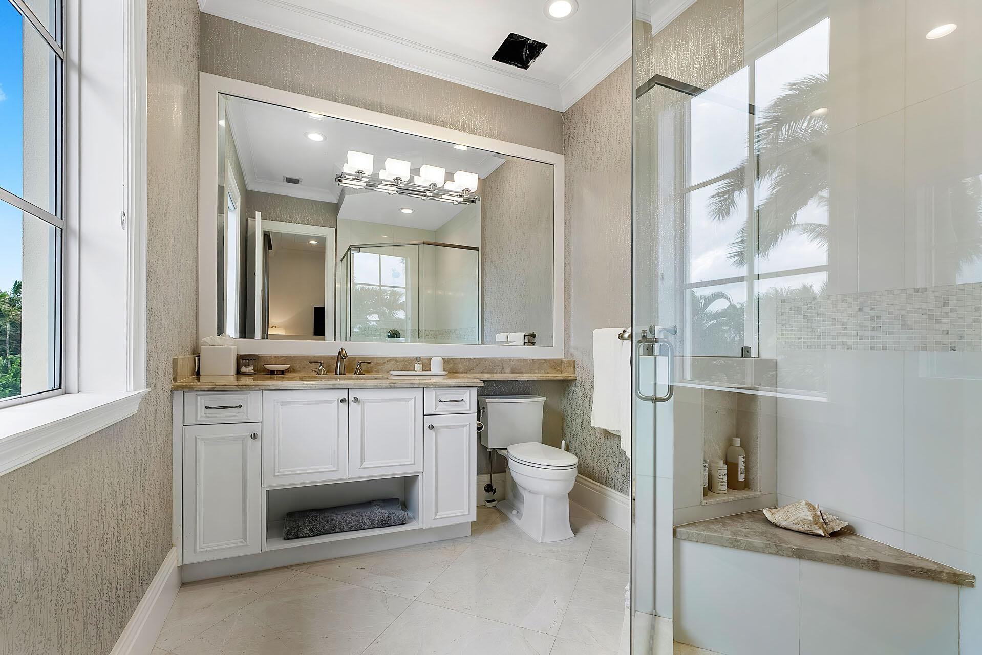 ROYAL PALM YACHT & COUNTR - Residential