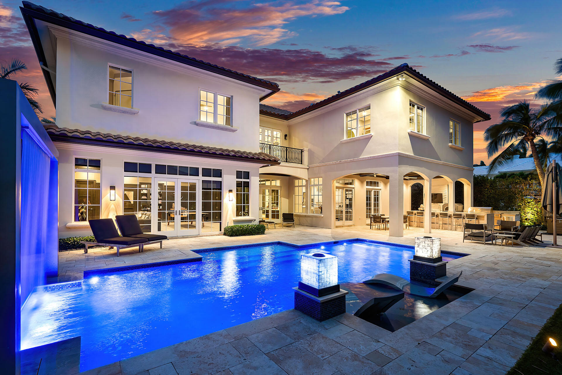 ROYAL PALM YACHT & COUNTRY CLUB - Residential