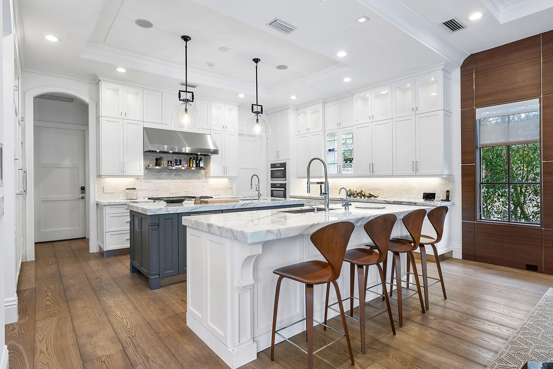 ROYAL PALM YACHT & COUNTRY CLUB - Residential