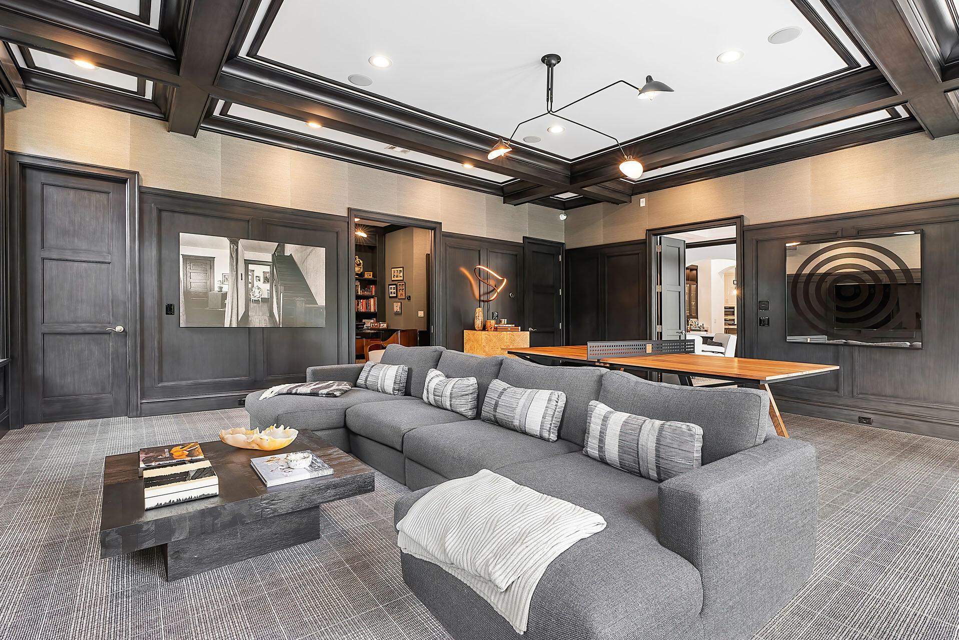 ROYAL PALM YACHT & COUNTR - Residential