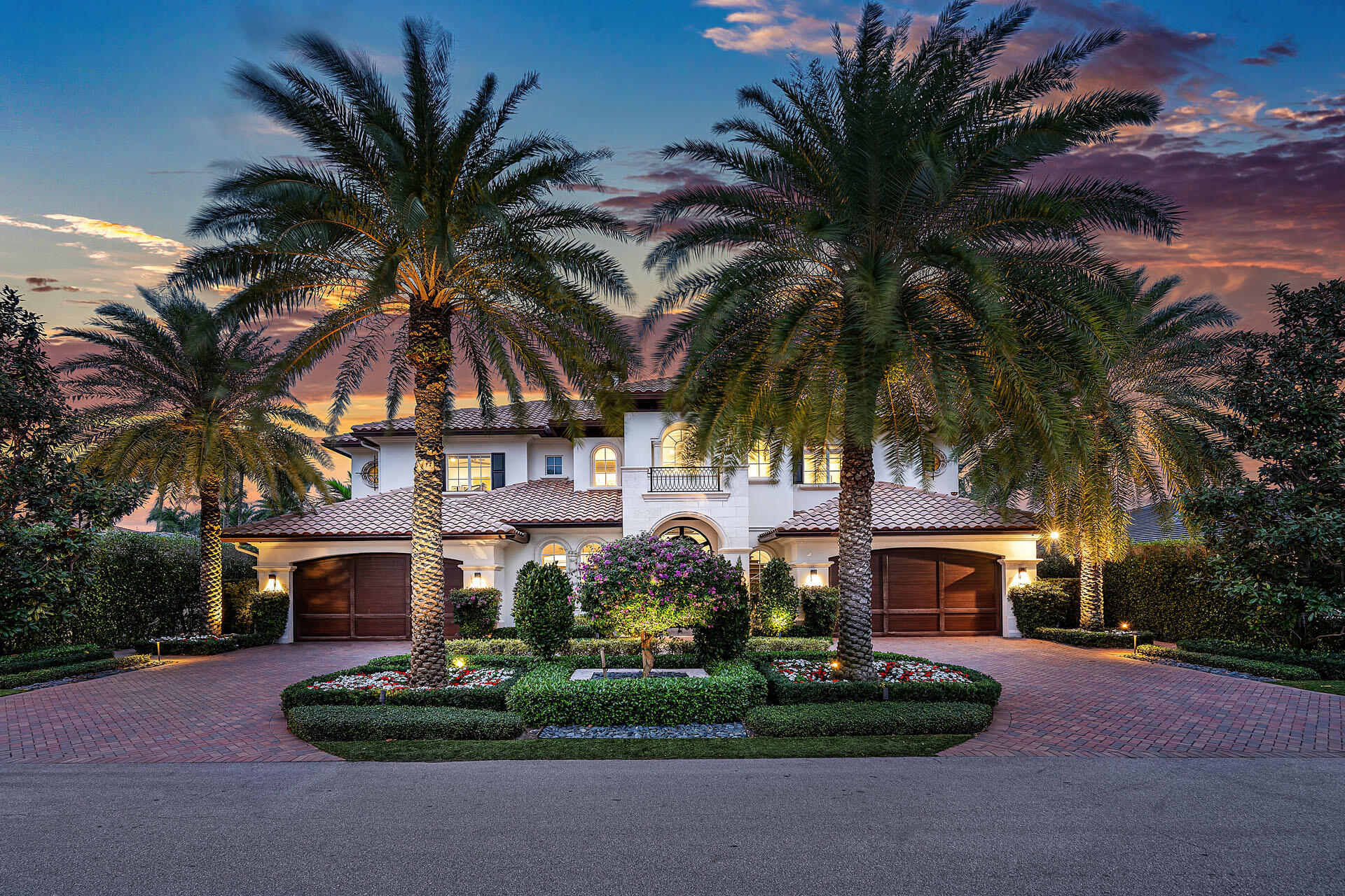 ROYAL PALM YACHT & COUNTRY CLUB - Residential